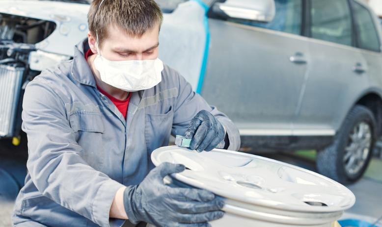 5 Easy Steps to Clean and Polish Your Alloy Wheels